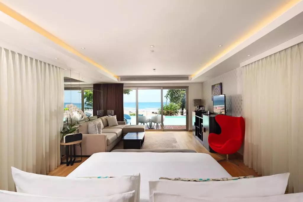 Double Six Hotel